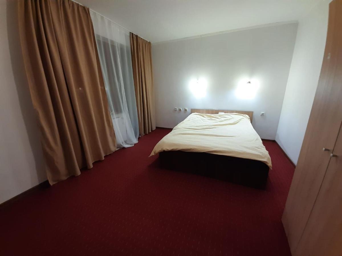 Pensiunea Montan Din Bran,Sat Simon Spa Indoor Bran  Exteriör bild