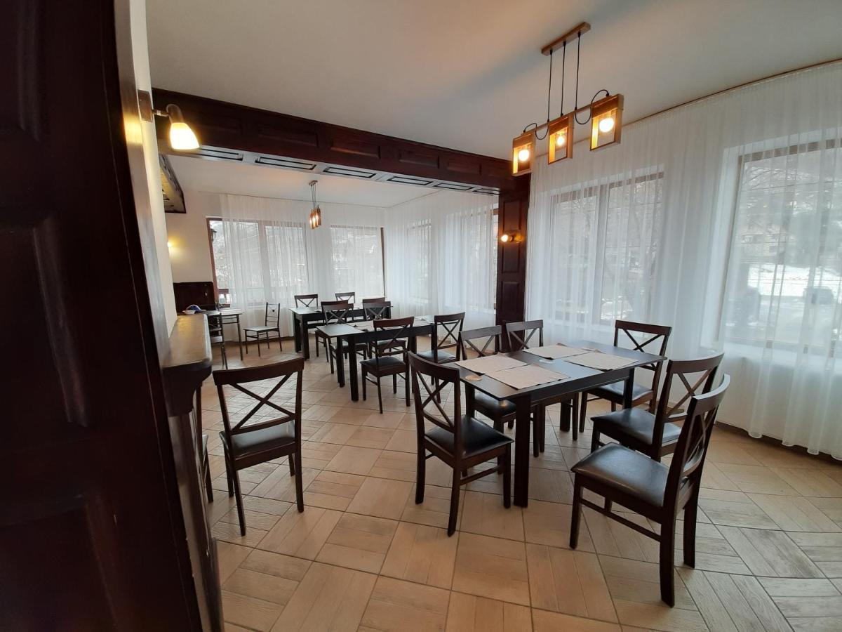 Pensiunea Montan Din Bran,Sat Simon Spa Indoor Bran  Exteriör bild