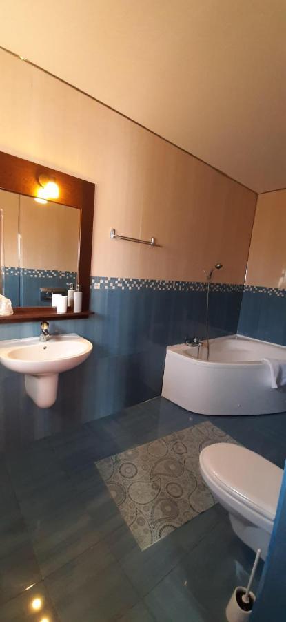 Pensiunea Montan Din Bran,Sat Simon Spa Indoor Bran  Exteriör bild
