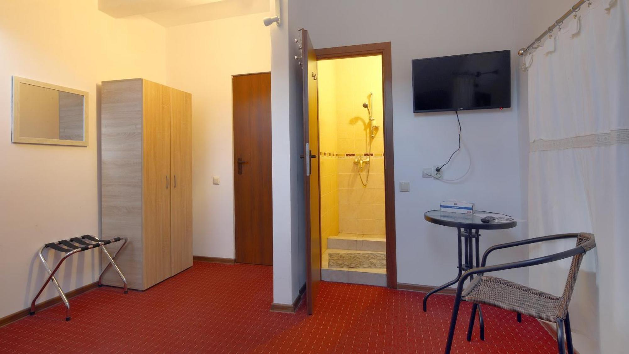 Pensiunea Montan Din Bran,Sat Simon Spa Indoor Bran  Exteriör bild