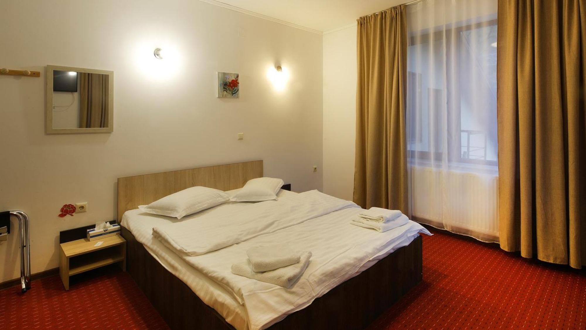 Pensiunea Montan Din Bran,Sat Simon Spa Indoor Bran  Exteriör bild
