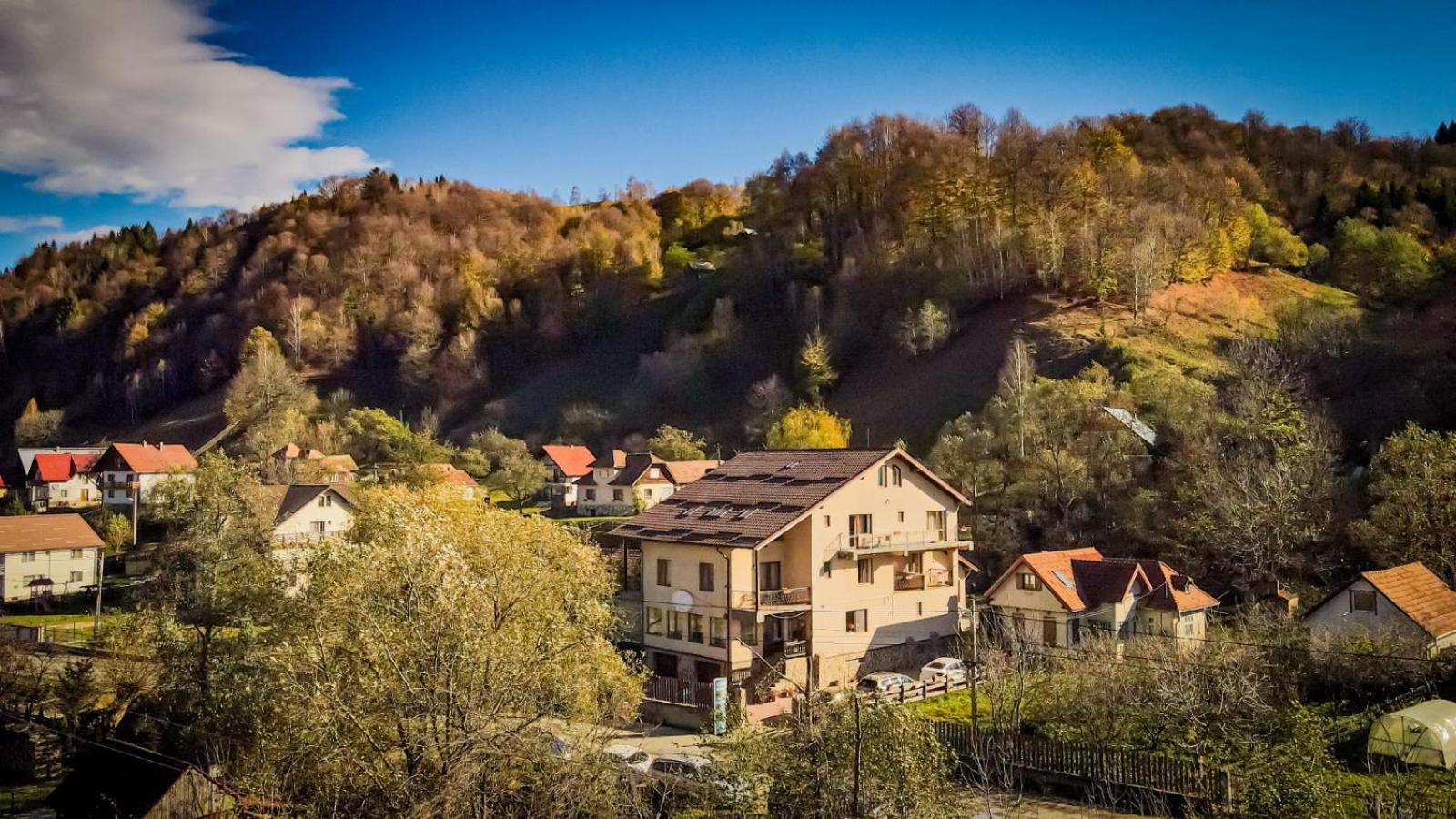 Pensiunea Montan Din Bran,Sat Simon Spa Indoor Bran  Exteriör bild