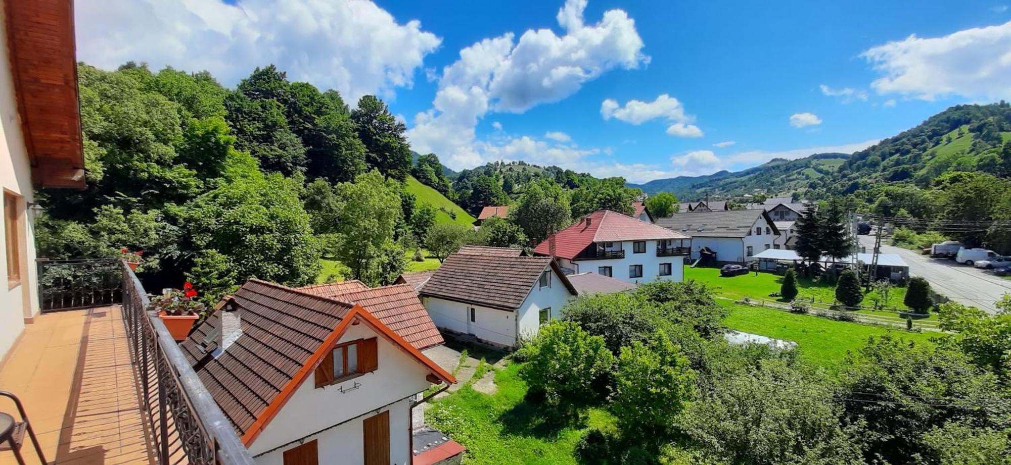 Pensiunea Montan Din Bran,Sat Simon Spa Indoor Bran  Exteriör bild