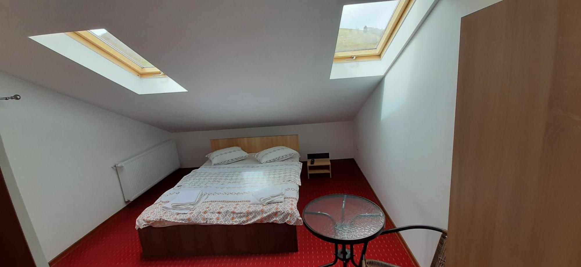 Pensiunea Montan Din Bran,Sat Simon Spa Indoor Bran  Rum bild